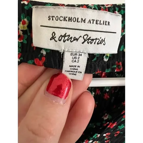 & Other Stories Stockholm Atelier Dark Floral Printed V Neck Long Sleev Top 2 XS - Picture 7 of 10